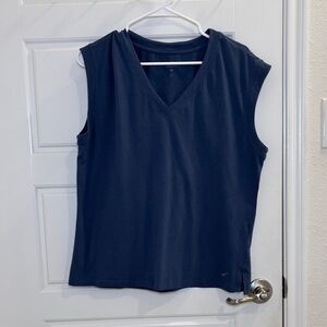 Free Fly FREELY Blue Sleeveless V-Neck Top Size Large Stretch Casual